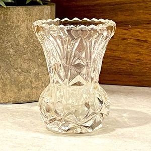 VTG Zajecar Yugoslavia 24% lead crystal bud vase /toothpick holder